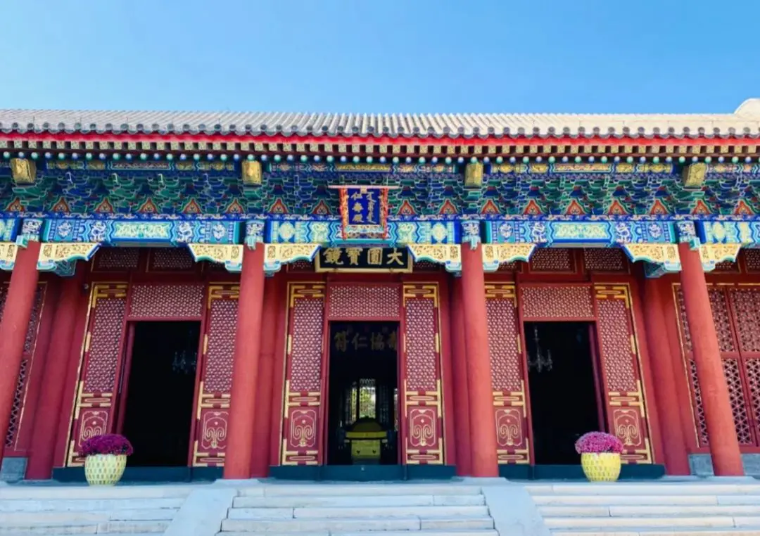 Introduction to the Summer Palace in Beijing